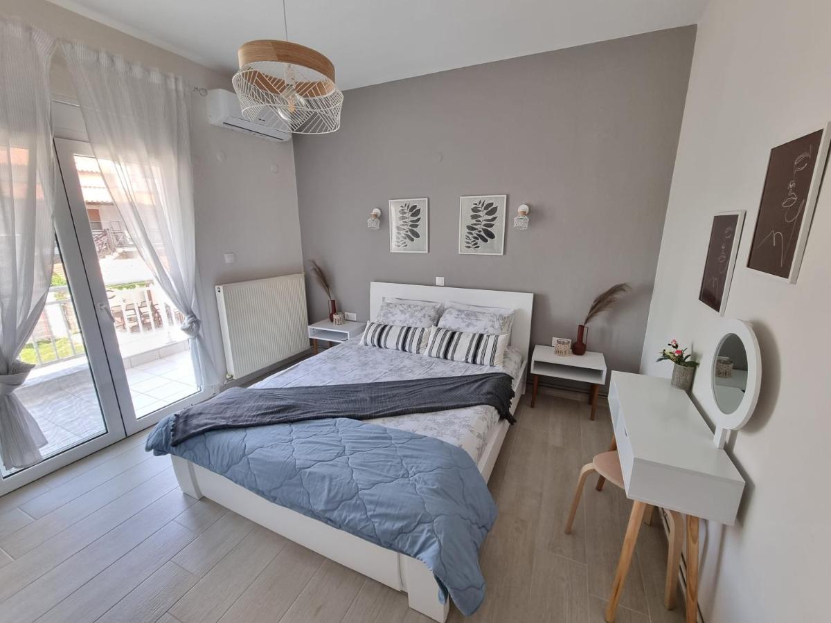 Our Home-Fully Renovated Apartments And Studios By The Sea Nikiti  Ngoại thất bức ảnh