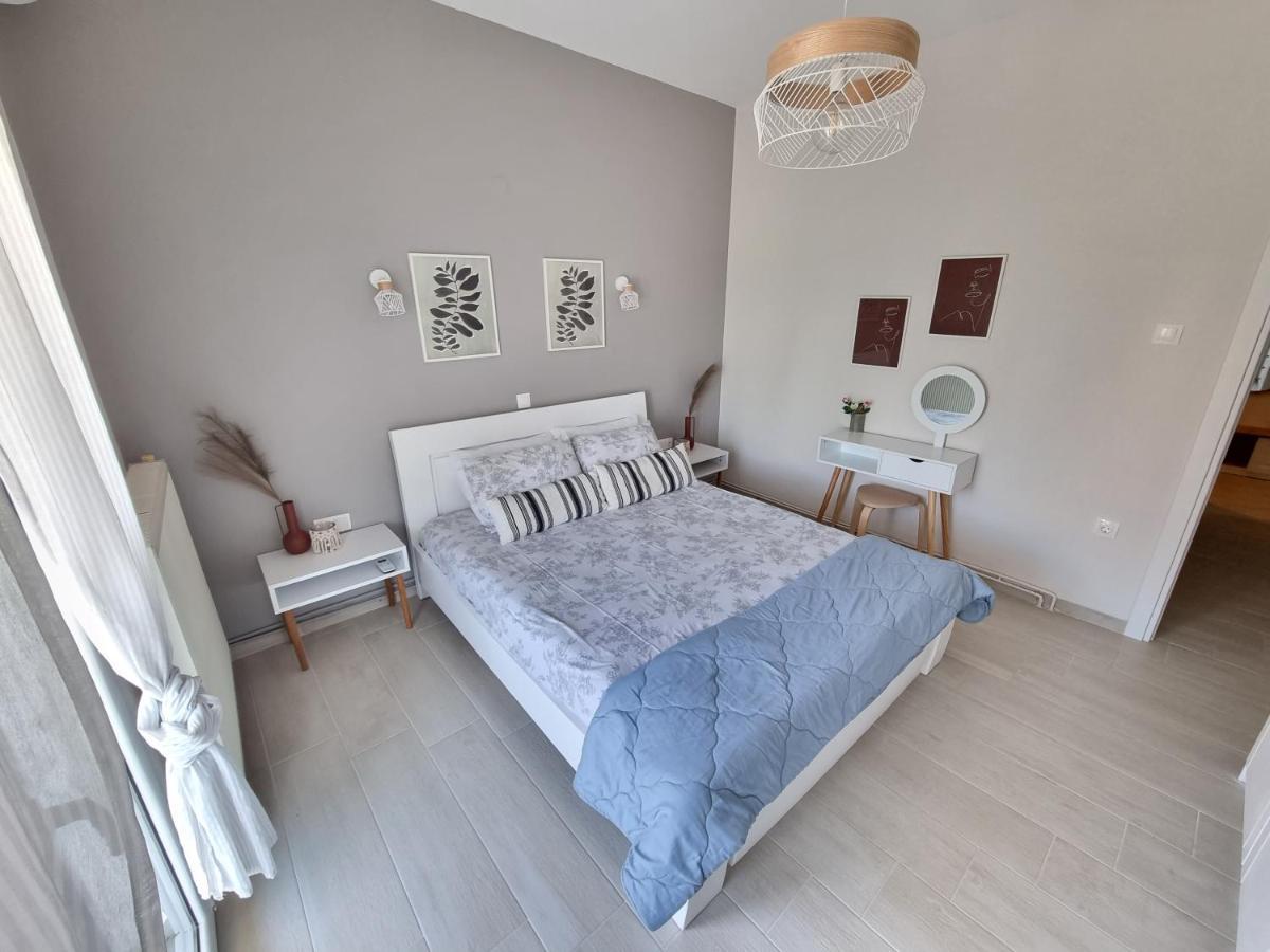 Our Home-Fully Renovated Apartments And Studios By The Sea Nikiti  Ngoại thất bức ảnh