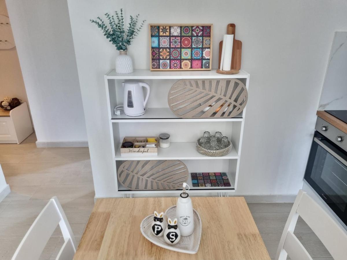Our Home-Fully Renovated Apartments And Studios By The Sea Nikiti  Ngoại thất bức ảnh