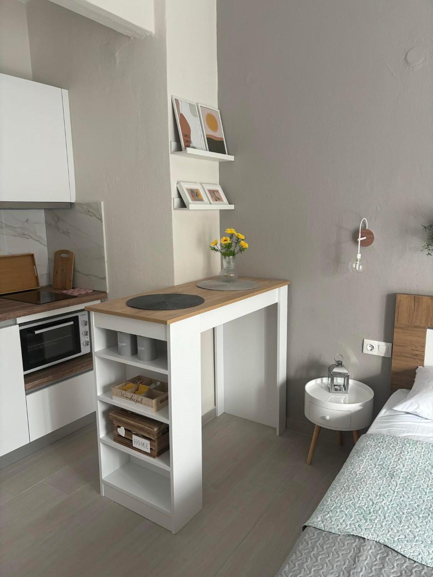 Our Home-Fully Renovated Apartments And Studios By The Sea Nikiti  Ngoại thất bức ảnh