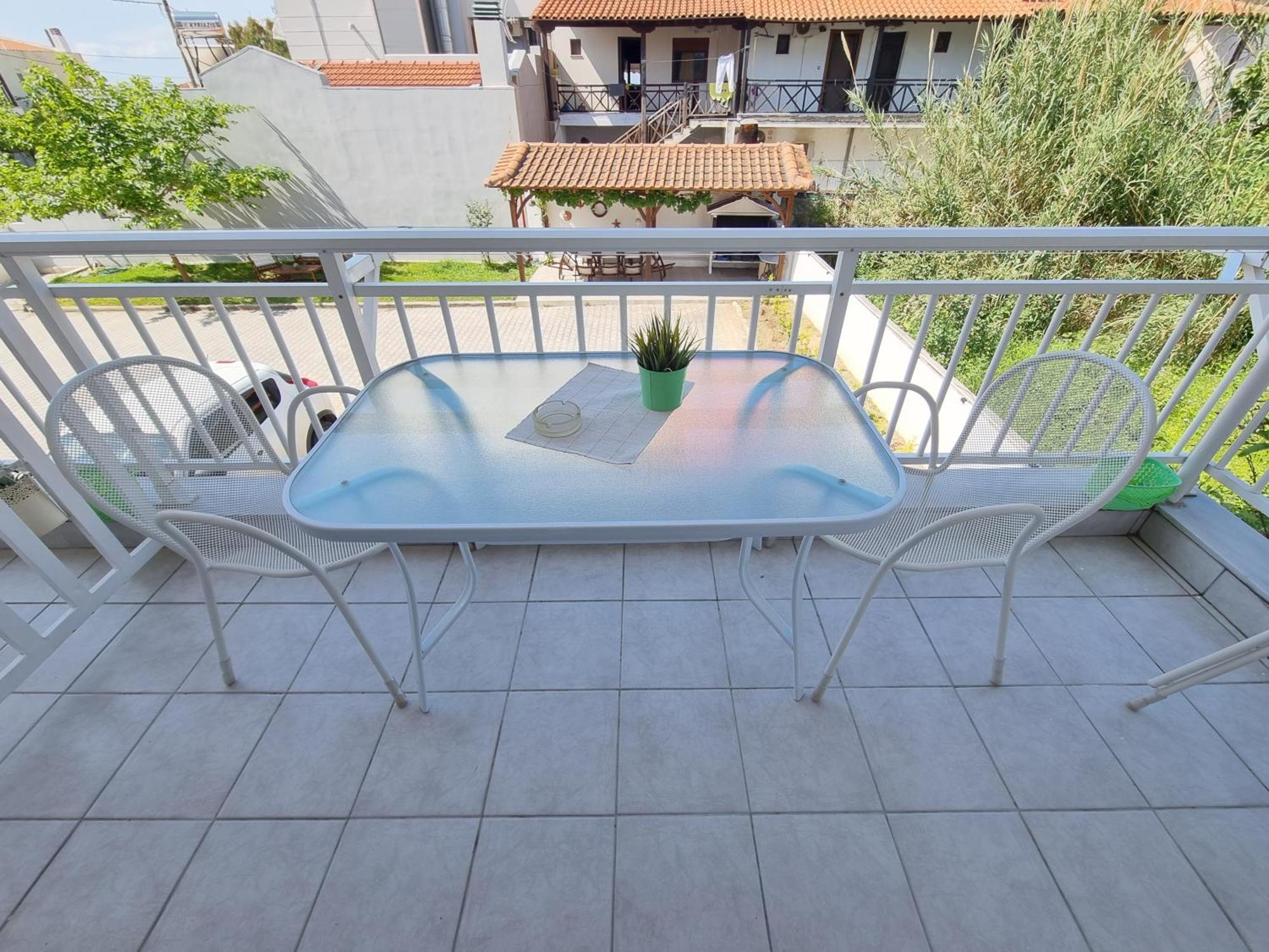 Our Home-Fully Renovated Apartments And Studios By The Sea Nikiti  Ngoại thất bức ảnh
